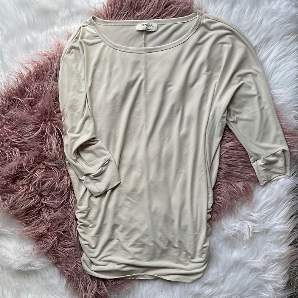 Zenaida Outfitters | NWOT Three-quarter sleeve blouse